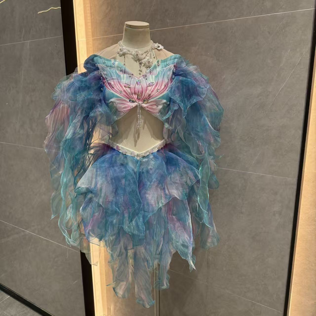 Mermaid Water Dance Skirt Prin - Aquarium & Marine Museum ulasan dan harga